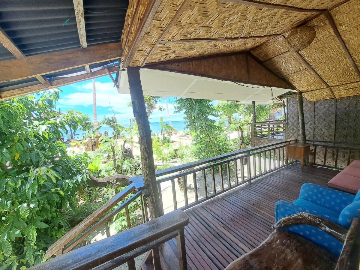 Patrick'S On The Beach Resort General Luna  Exteriér fotografie