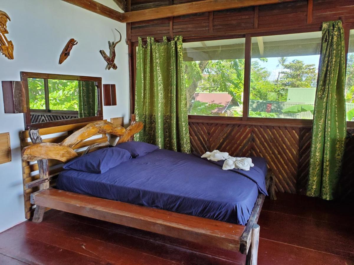 Patrick'S On The Beach Resort General Luna  Exteriér fotografie